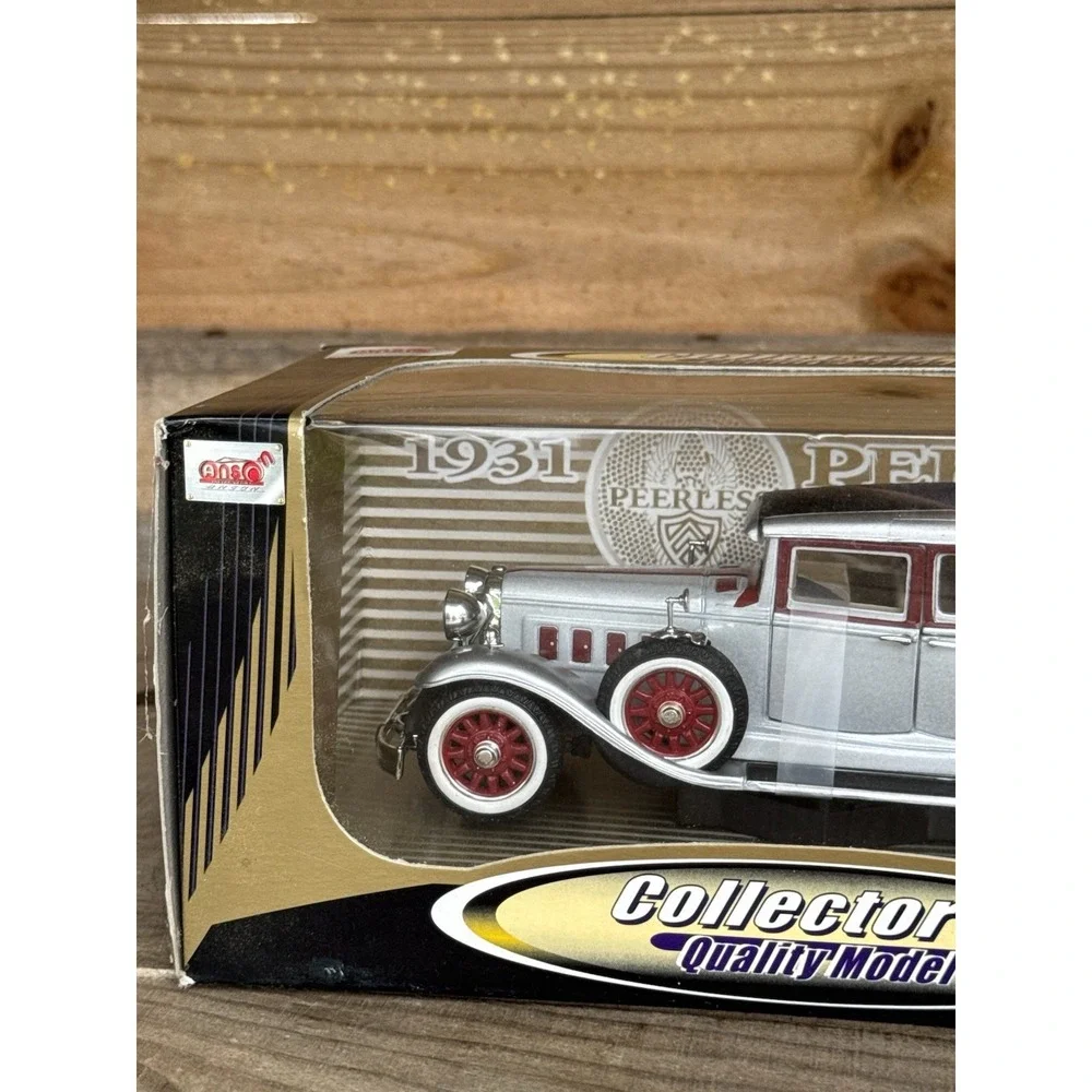 Anson Prestige Edition Collectible Quality Model Car 1931 PeerLess 1/18, IN BOX!